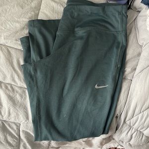 Nike Capri Leggings